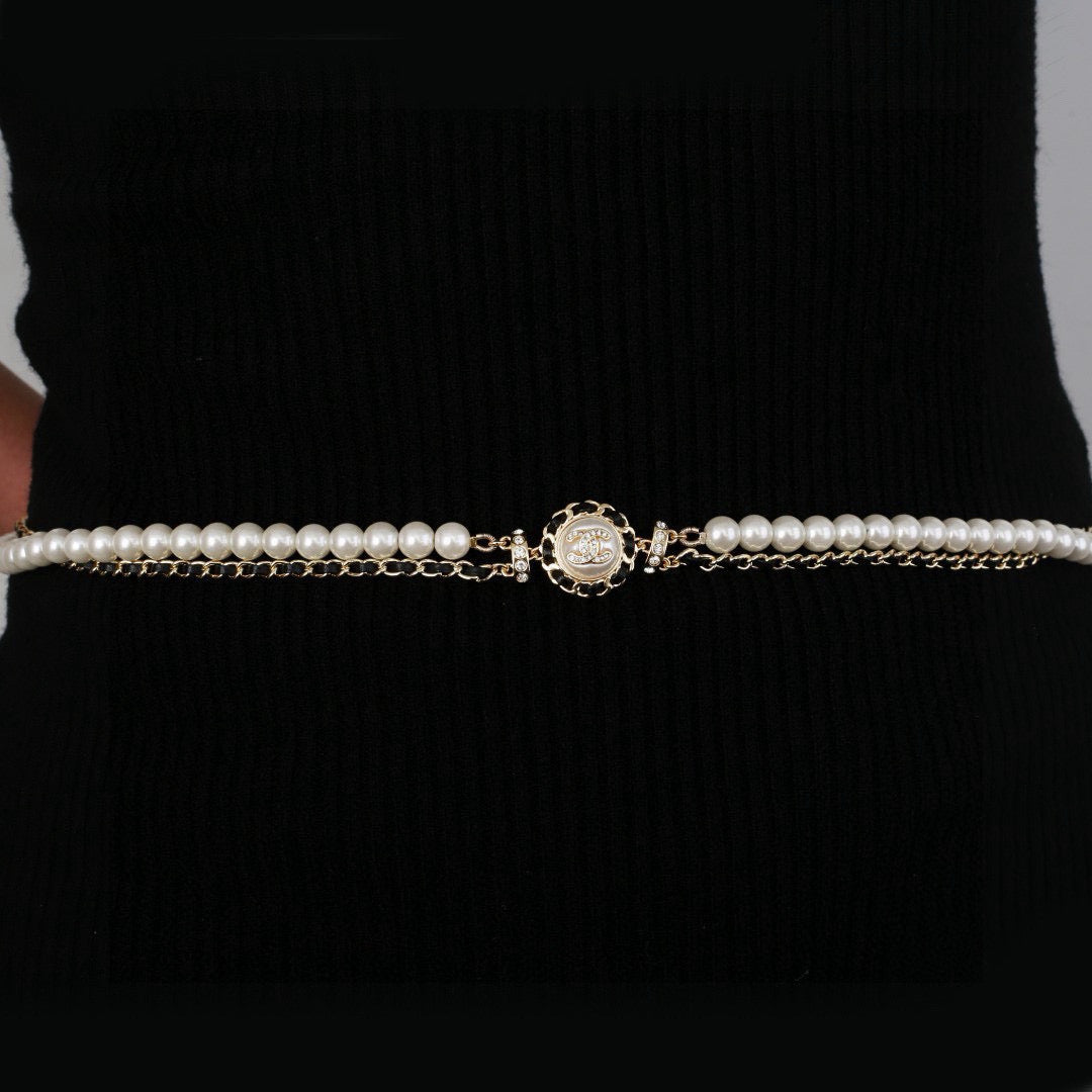 Pearl Jewelry Accessory in Gold-Tone – Pearl Detail main product view