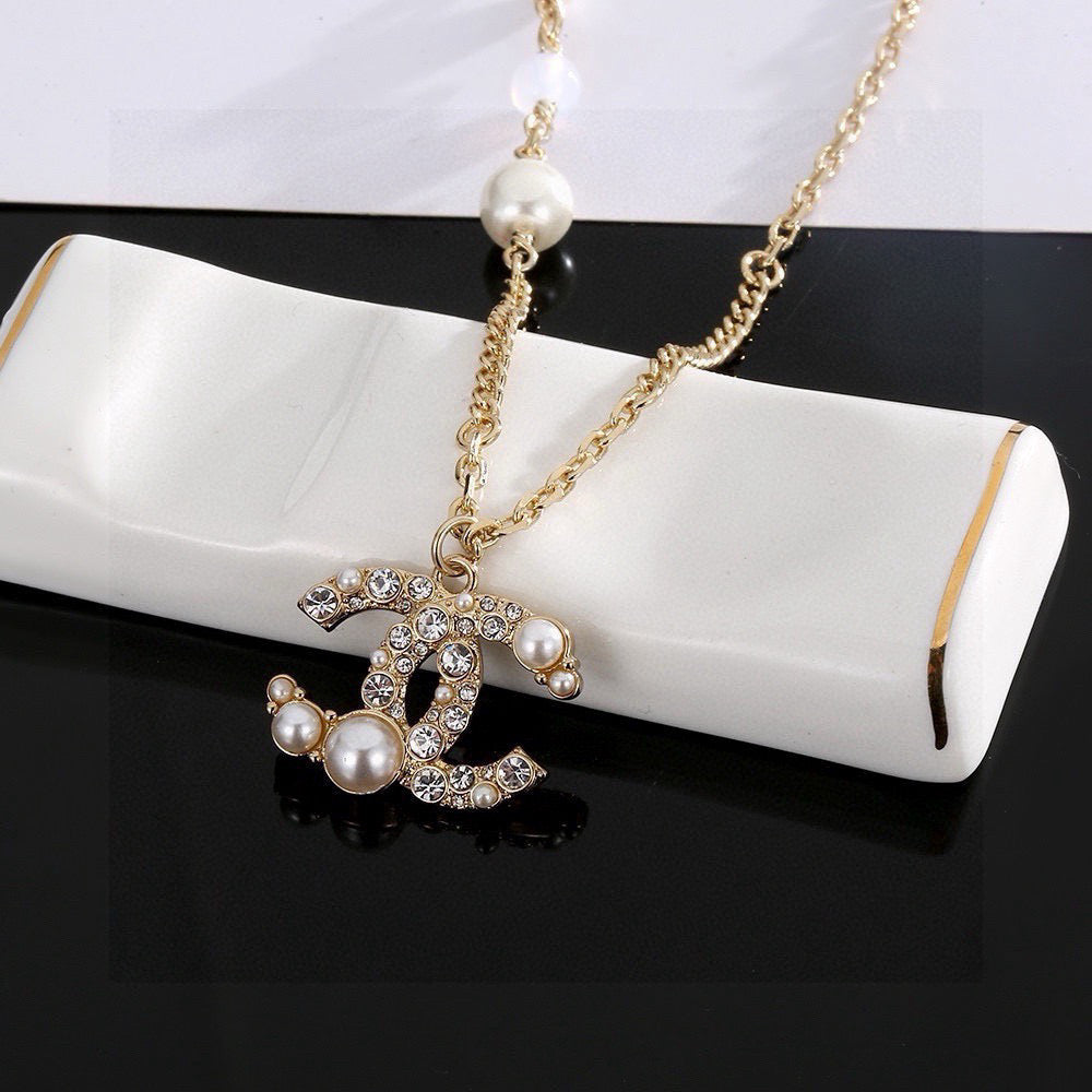 Double-C Emblem Pearl-Detail Pendant Necklace – Pearl Detail – Design 030 side detail