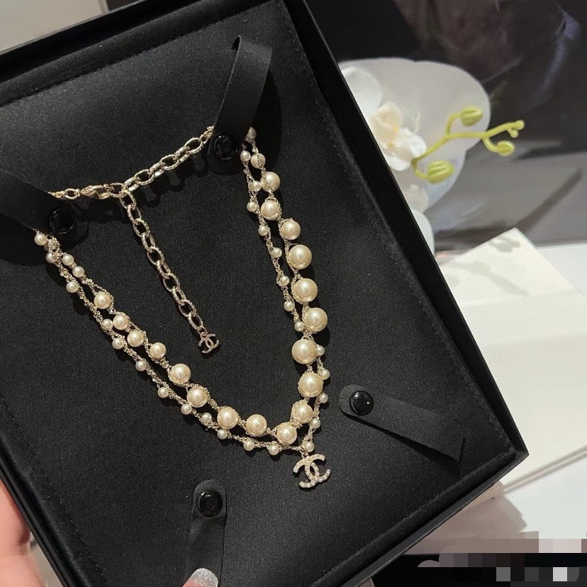 Pearl Pearl-Detail Pendant Necklace – Pearl Detail – Design 004 main product view