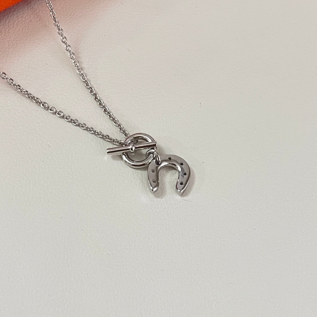 Horse Pendant Necklace in Polished Metal-Tone – Design 007 side detail