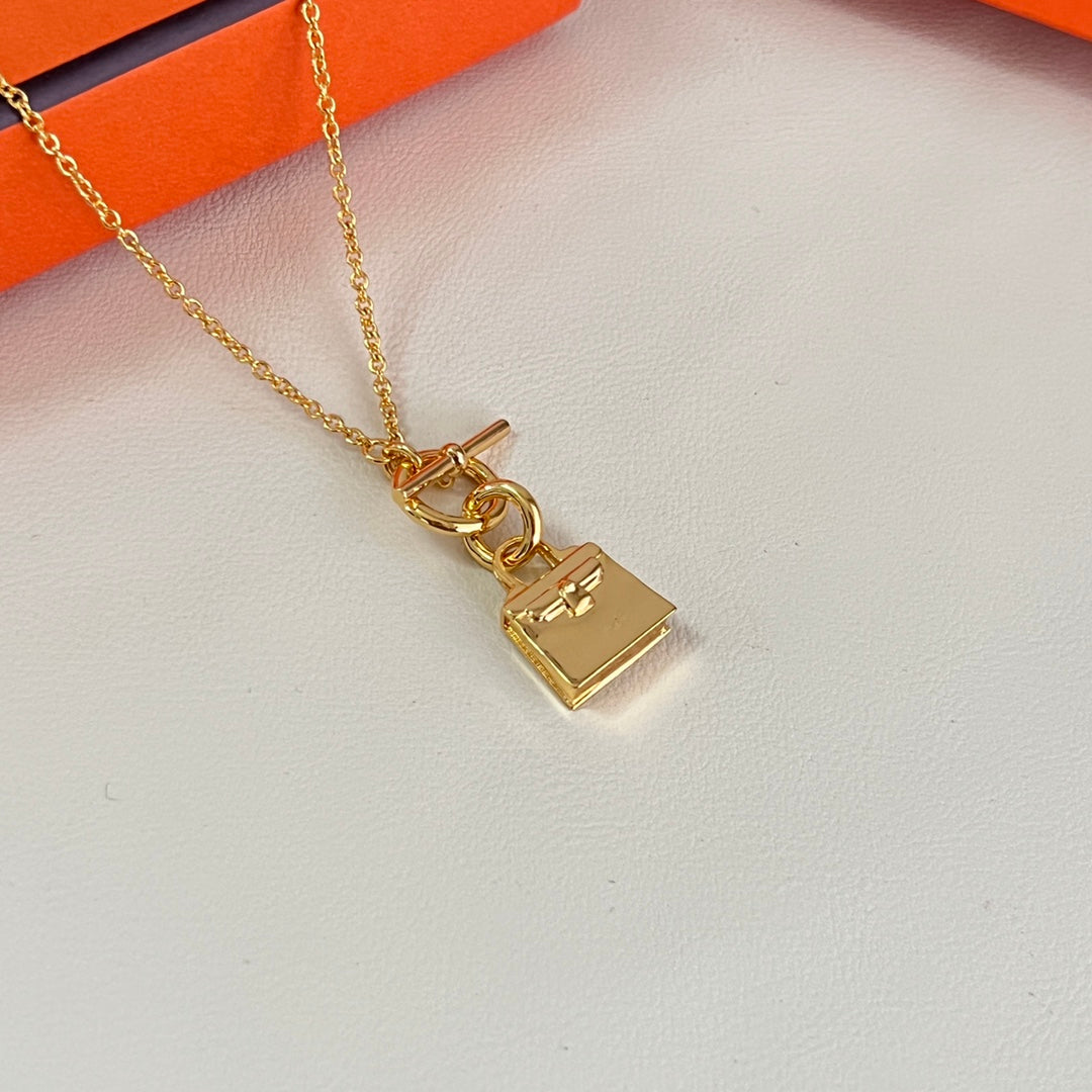 Horse Pendant Necklace in Polished Metal-Tone – Design 008 side detail