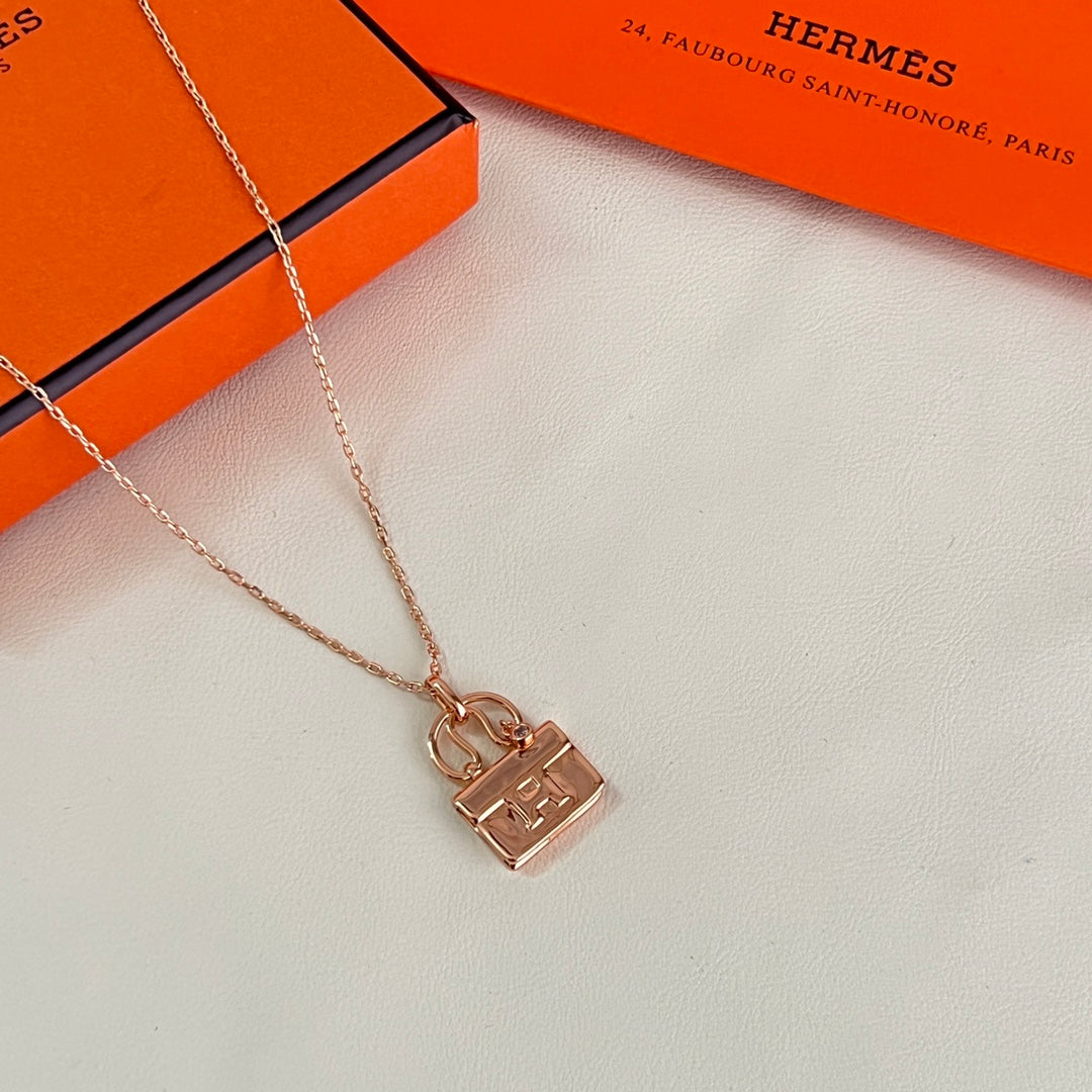 Horse Pendant Necklace in Polished Metal-Tone – Design 010 side detail