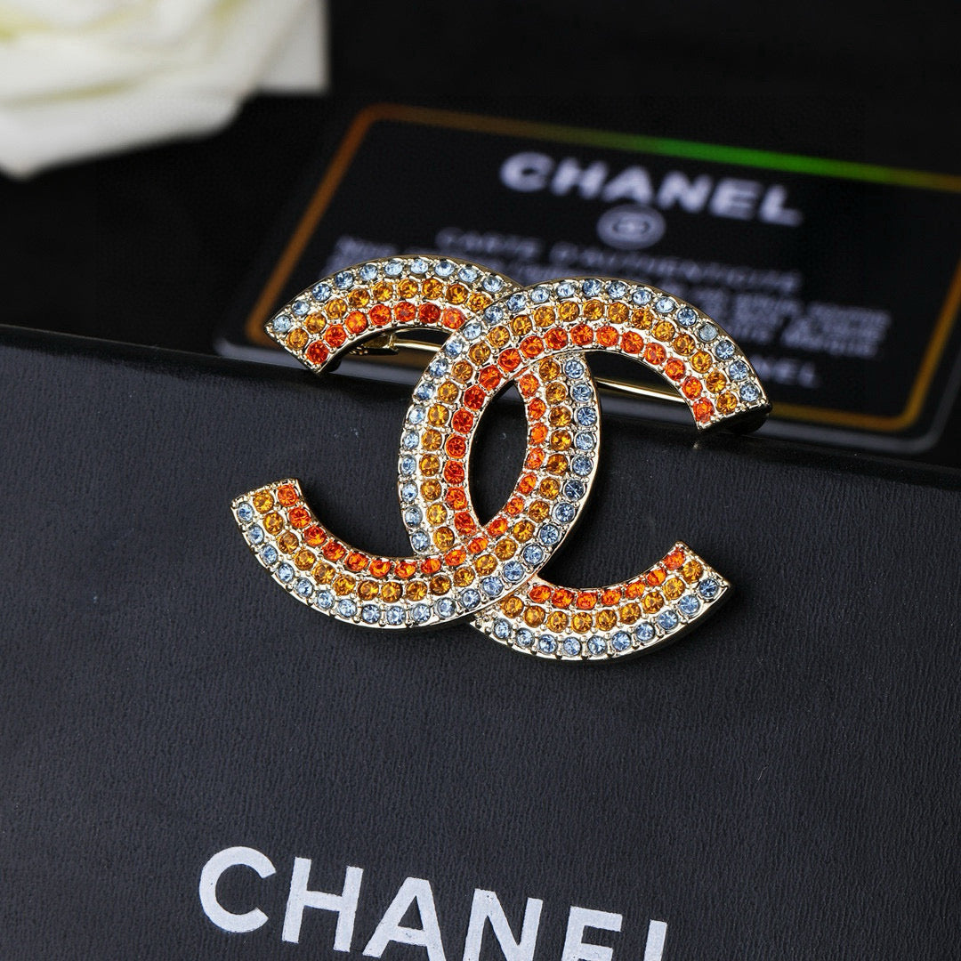 Double-C Emblem Brooch in Polished Metal-Tone – Design 013 front product view