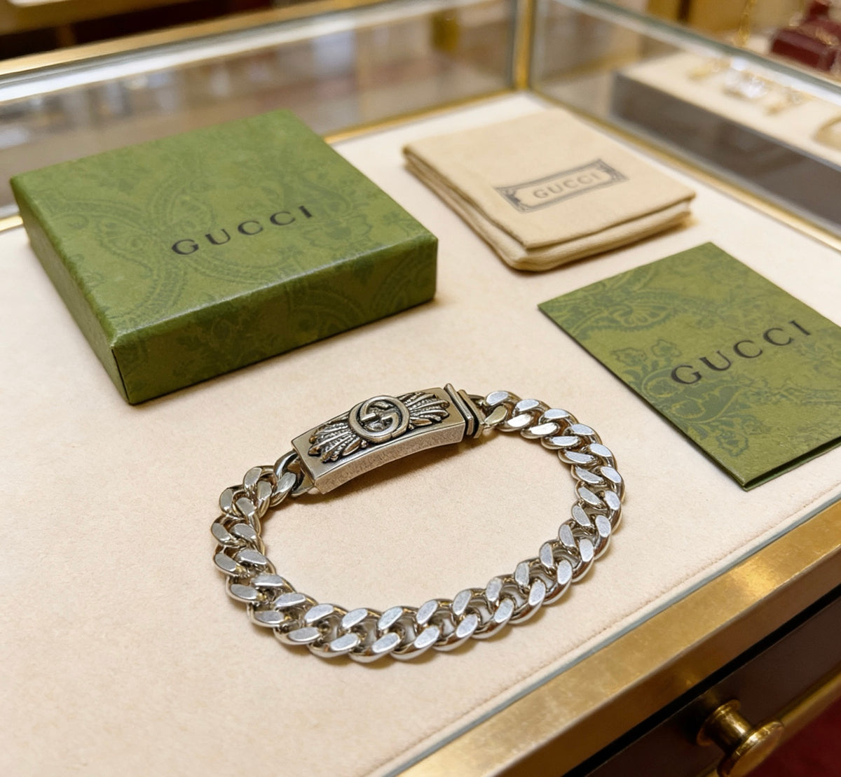 Geometric Emblem Bracelet in Polished Metal-Tone – Design 018 detail view