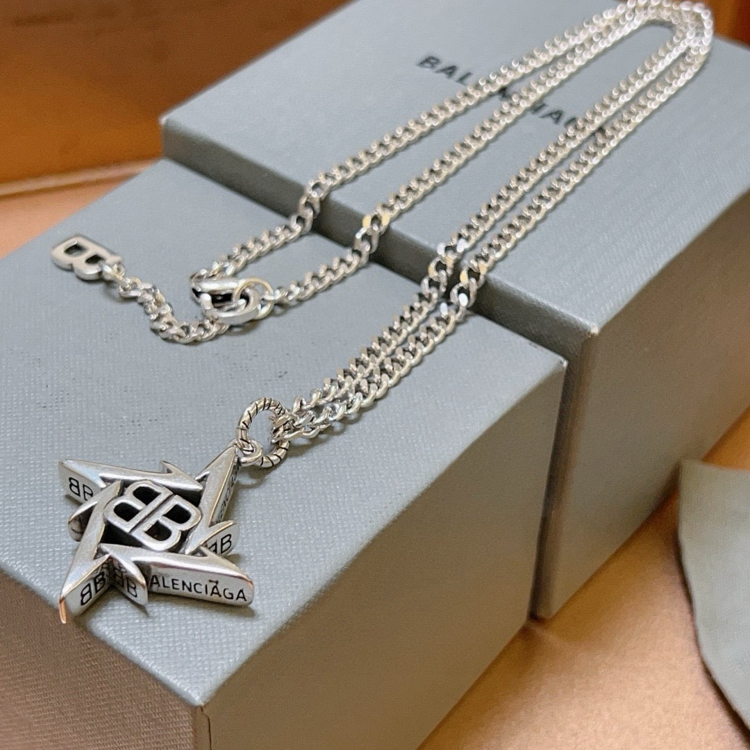 Geometric Emblem Pendant Necklace in Polished Metal-Tone – Vintage Detail – Design 053 close-up detail