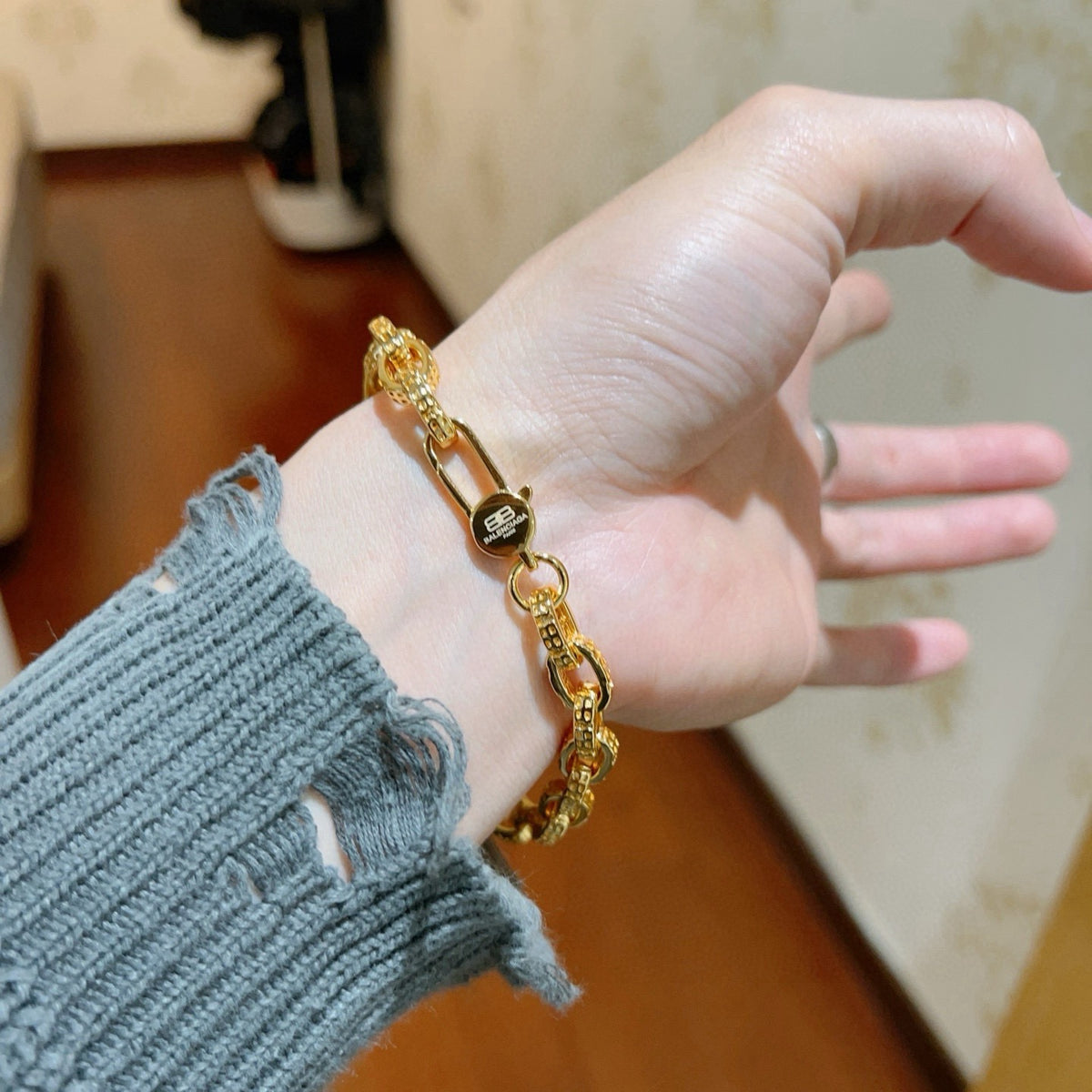 Geometric Emblem Bracelet in Polished Metal-Tone – Design 040 side detail