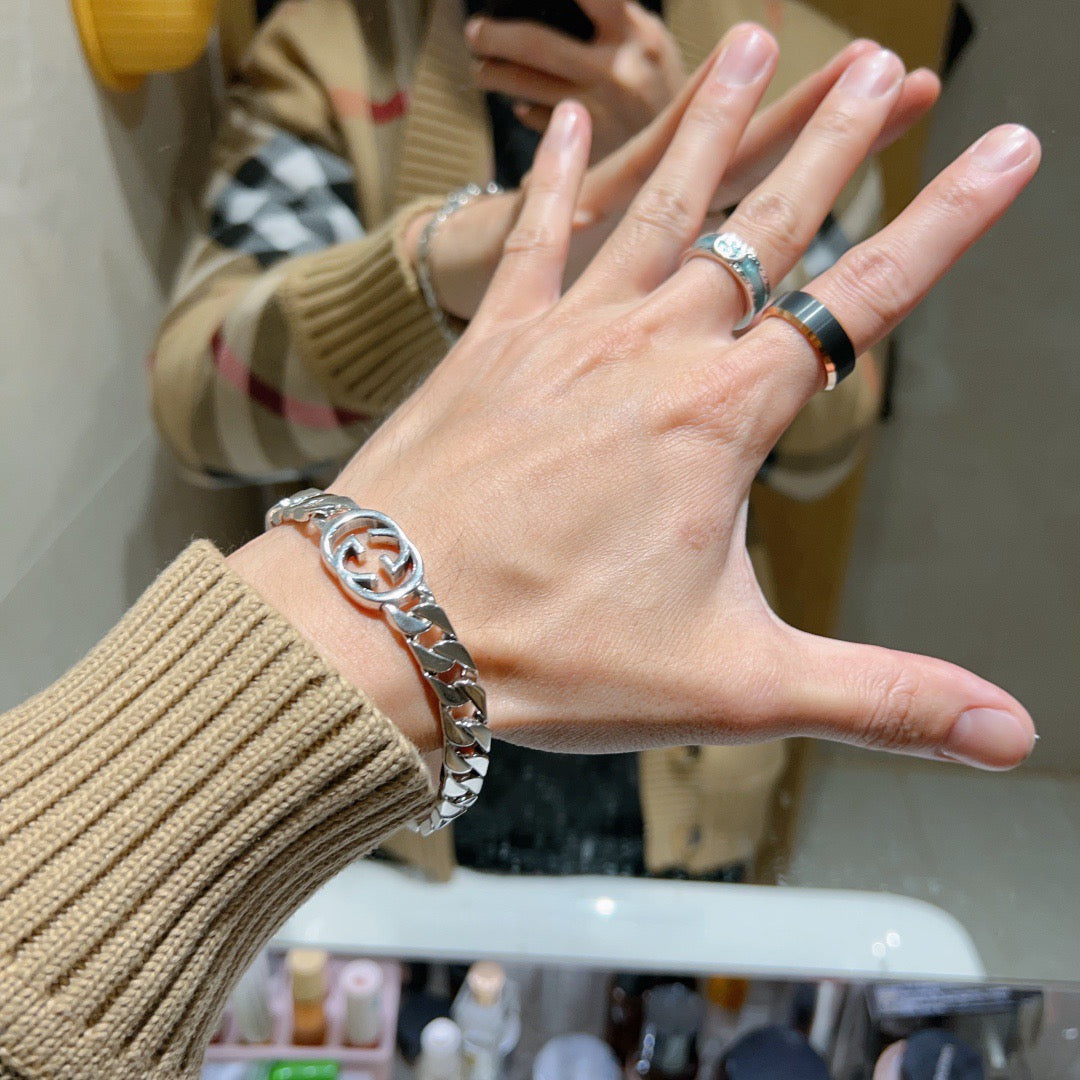 Floral Bracelet in Polished Metal-Tone – Design 008 detail view