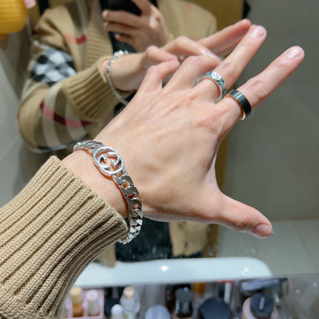 Floral Bracelet in Polished Metal-Tone – Design 003 main product view