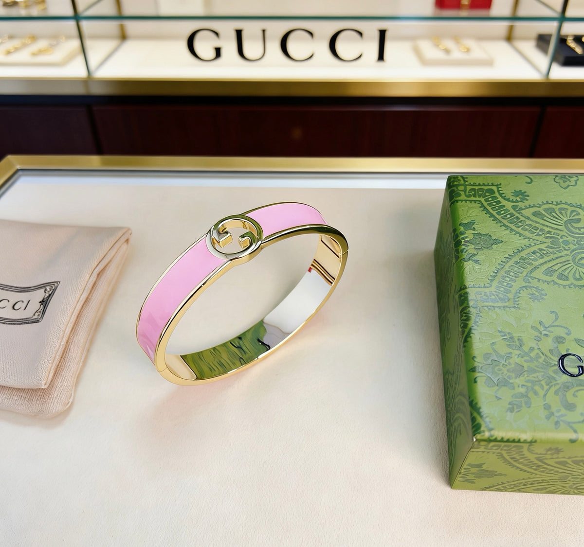 Double-G Emblem Bangle in Polished Metal-Tone – Design 014 detail view