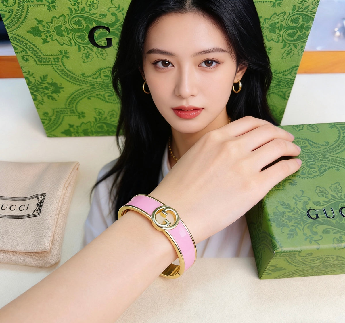 Double-G Emblem Bangle in Polished Metal-Tone – Design 014 front product view