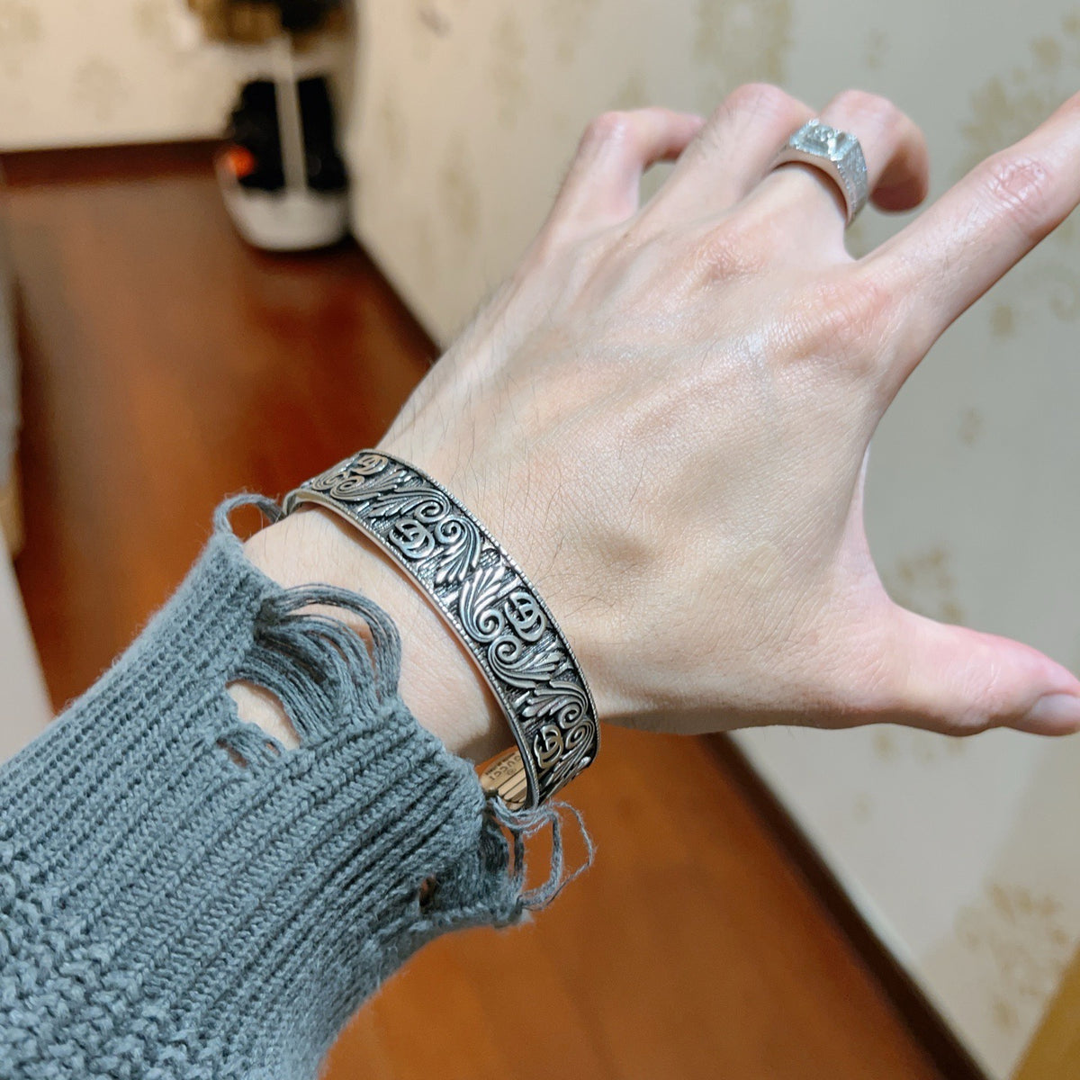 Double-G Emblem Bangle in Polished Metal-Tone – Design 013 main product view