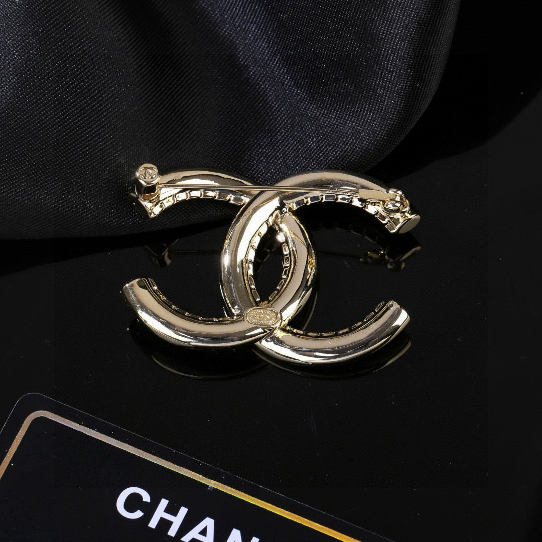 Signature Emblem Brooch in Polished Metal-Tone – Design 008 main product view