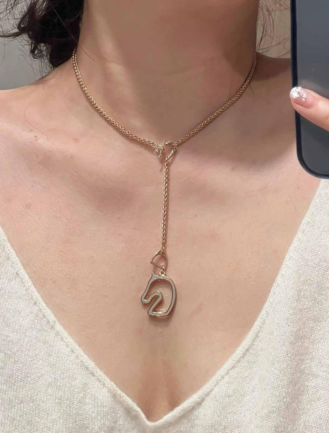 Horse Head Pendant Necklace in Rose-Gold-Tone – Rose Gold Detail – Design 002 front product view