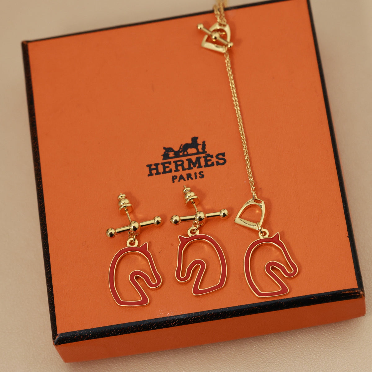Horse Head Stud Earrings in Rose-Gold-Tone – Rose Gold Detail – Design 002 main product view