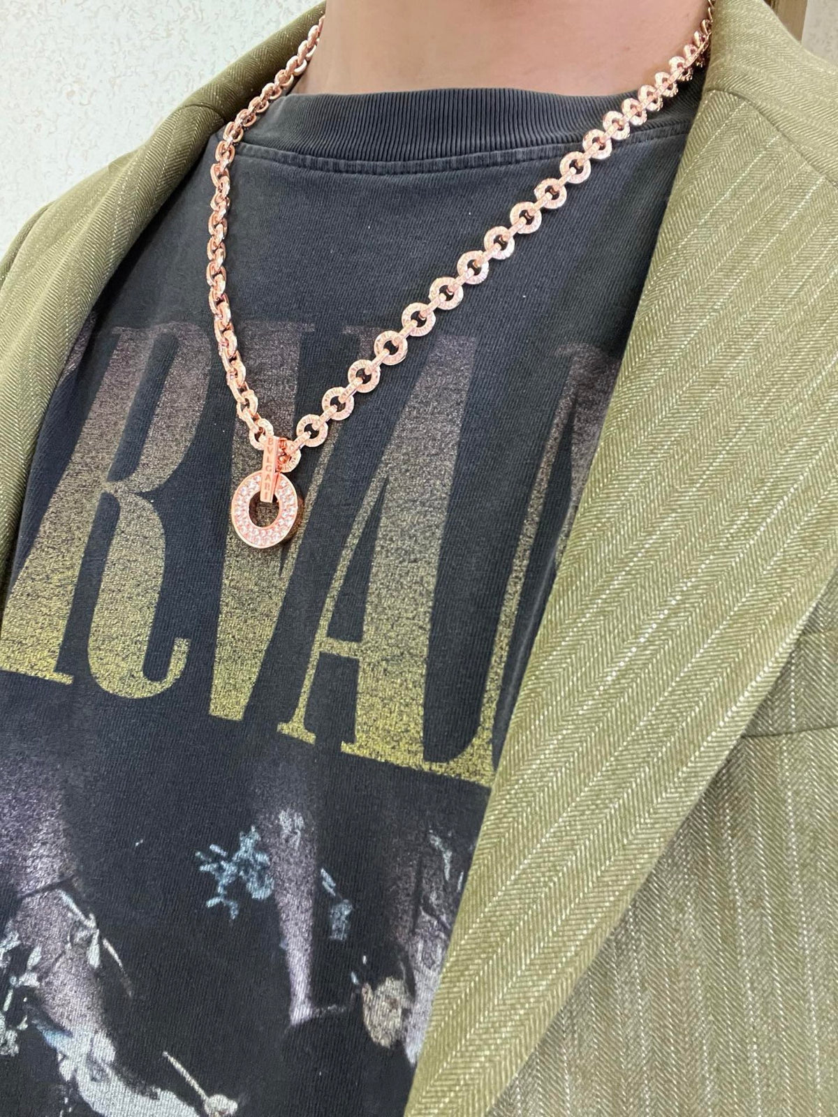 Geometric Emblem Statement Ring in Rose-Gold-Tone – Rose Gold Detail detail view