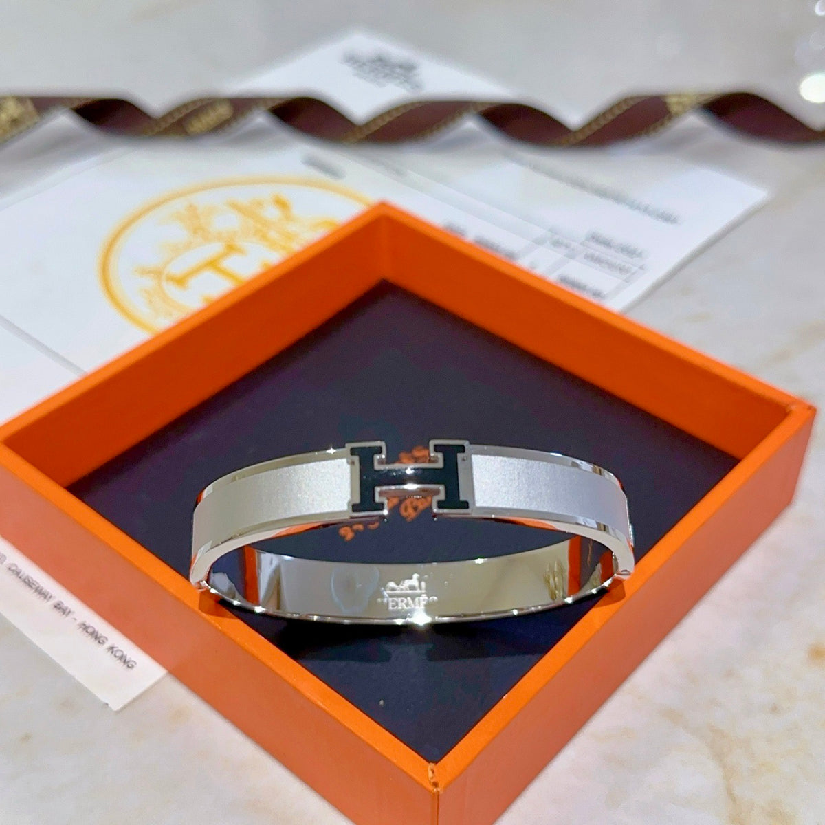 Horse Bangle in Gold-Tone – Design 015 front product view