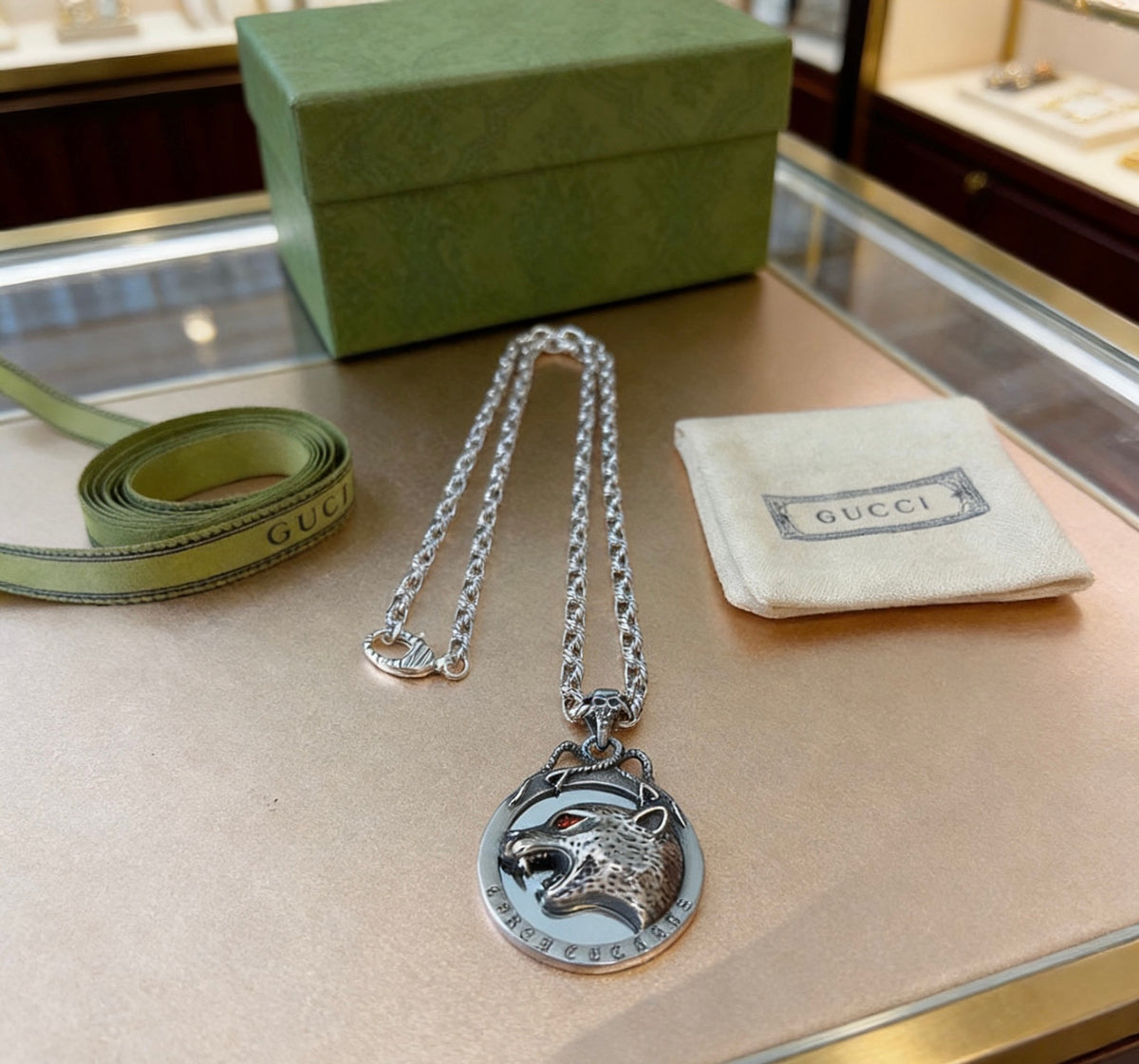 Double-G Emblem Pendant Necklace in Polished Metal-Tone – Vintage Detail – Design 019 side detail