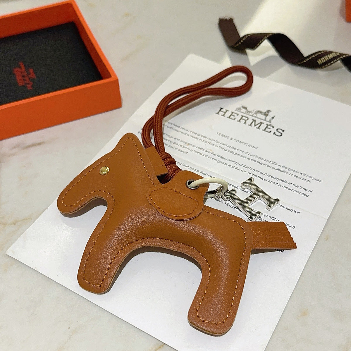 Horse Keychain in Silver-Tone – Design 016 detail view