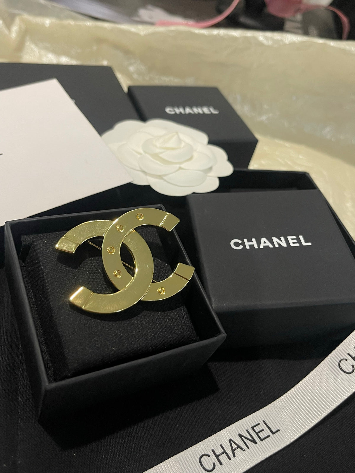 Signature Emblem Brooch in Gold-Tone – Design 009 detail view