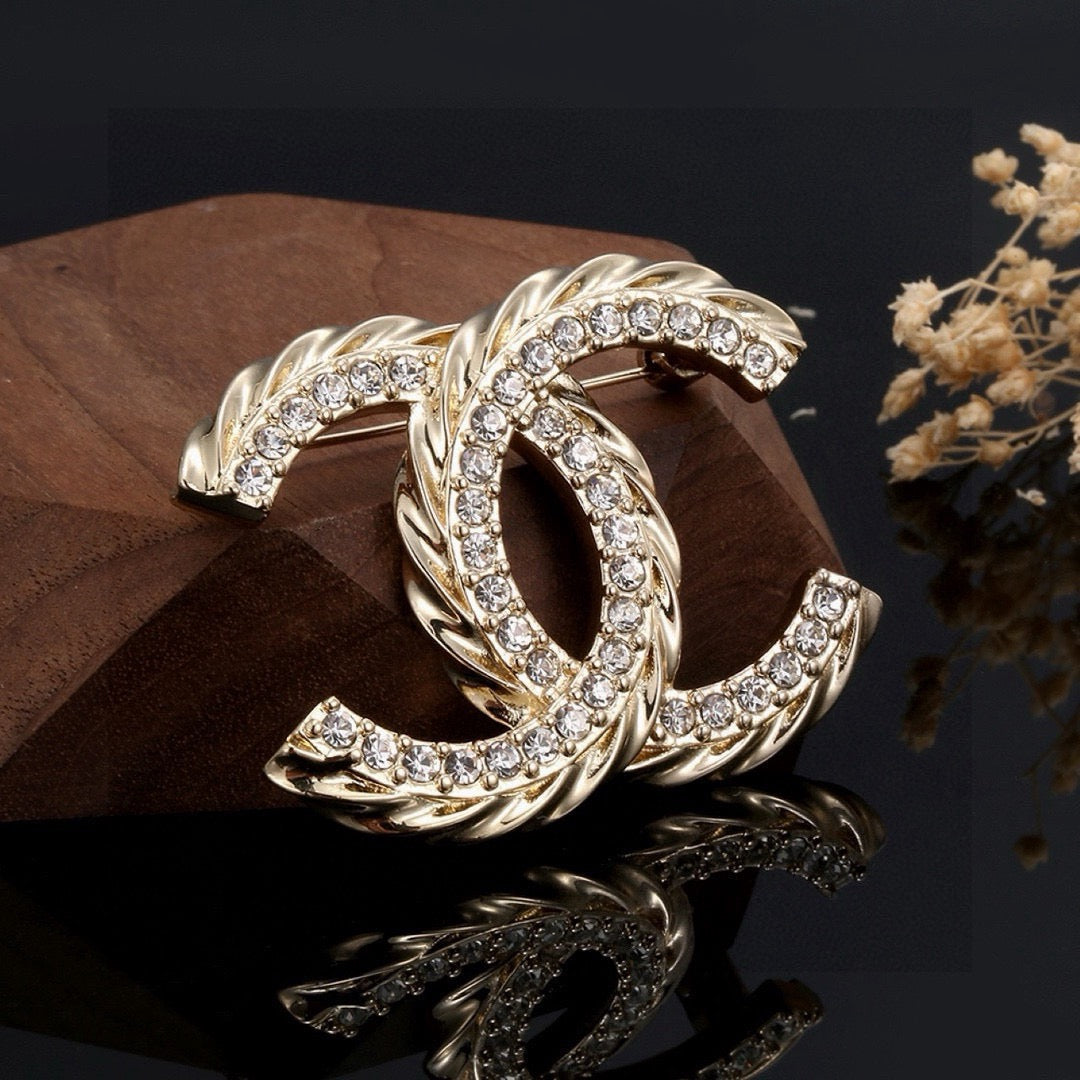 Signature Emblem Brooch in Polished Metal-Tone – Design 017 main product view