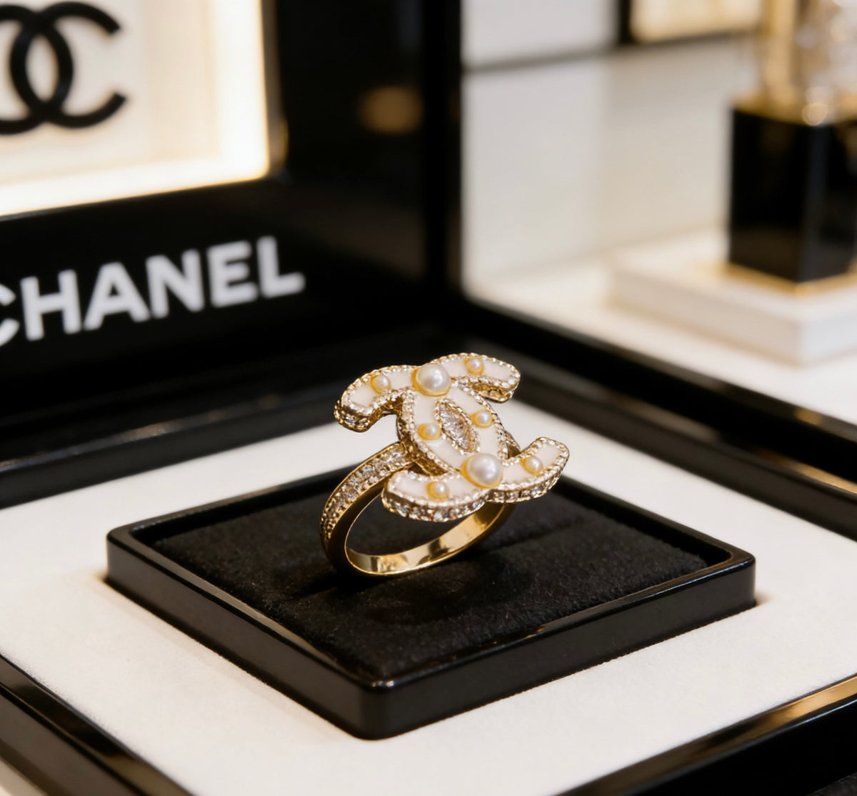Pearl Statement Ring in Polished Metal-Tone – Pearl Detail – Design 002 front product view