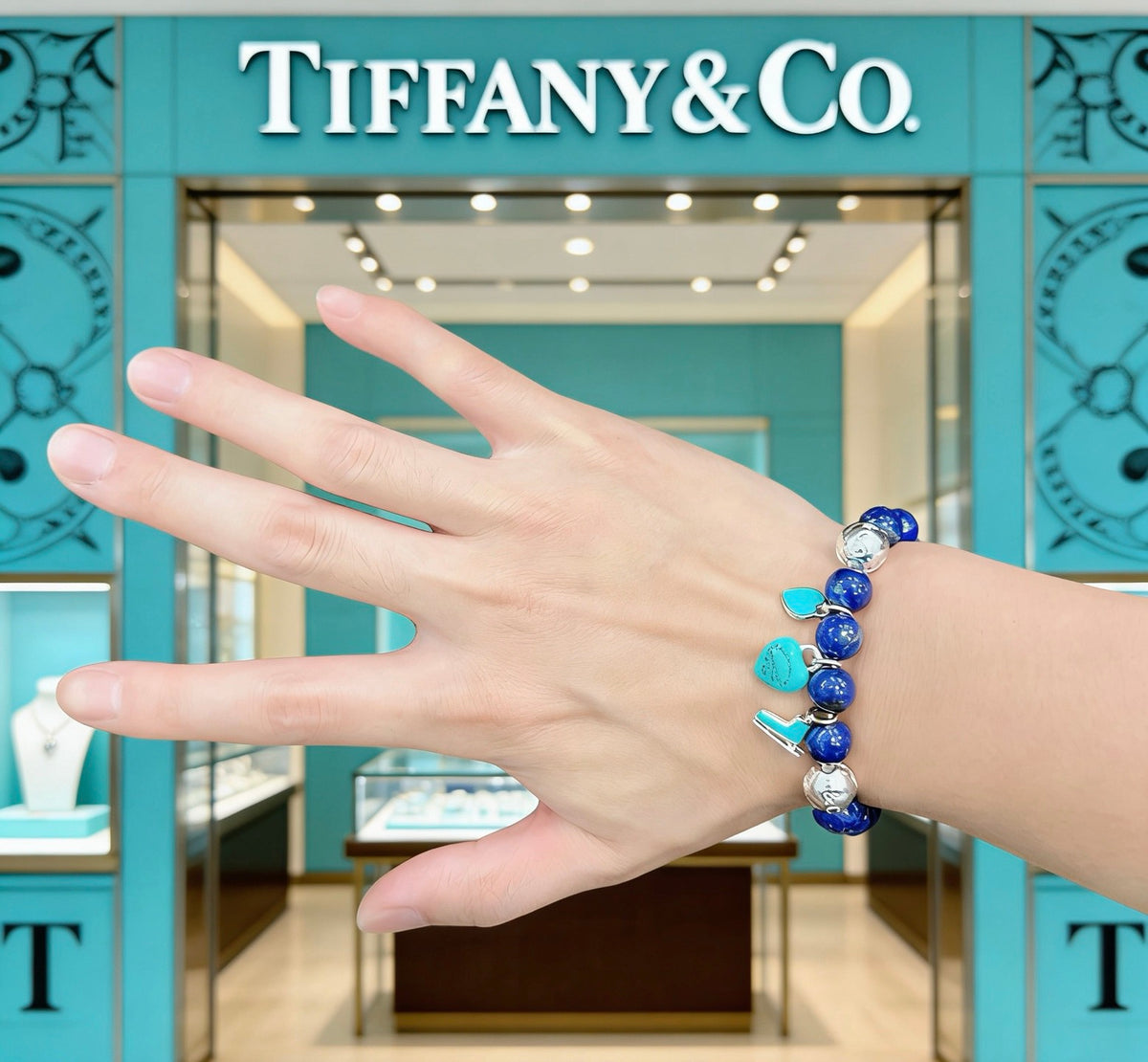 Signature Motif Bracelet in Silver-Tone – Vintage Detail – Design 33 detail view