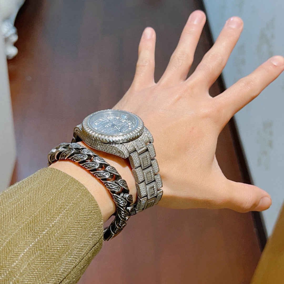 Geometric Emblem Bracelet in Polished Metal-Tone – Design 033 main product view