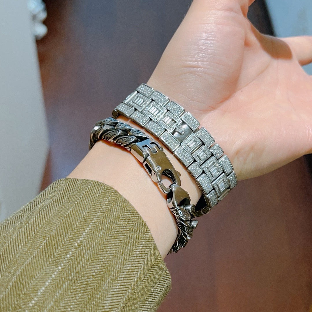 Geometric Emblem Bracelet in Polished Metal-Tone – Design 033 side detail