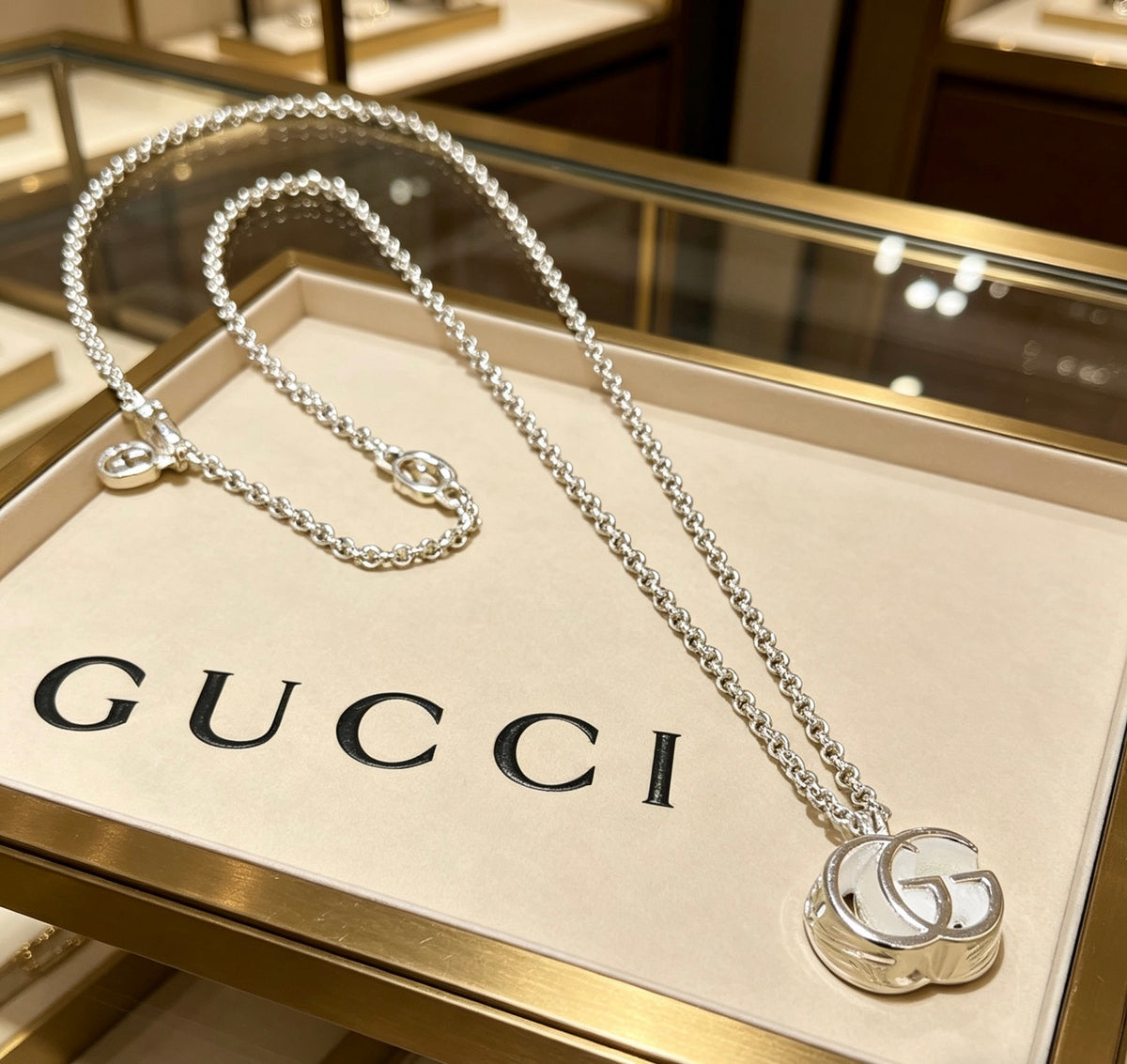 Double-G Emblem Pendant Necklace in Polished Metal-Tone – Design 079 side detail