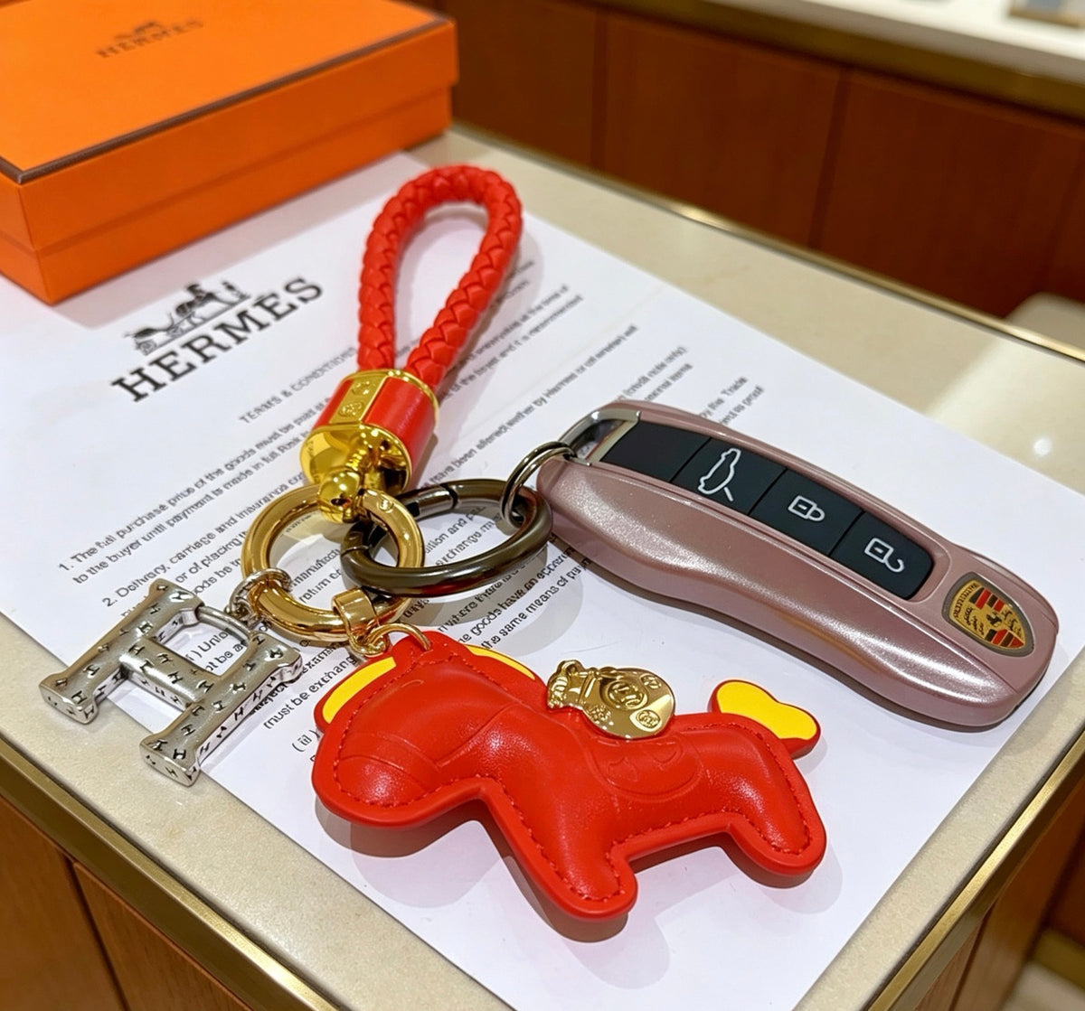 Horse Keychain in Silver-Tone – Design 017 detail view