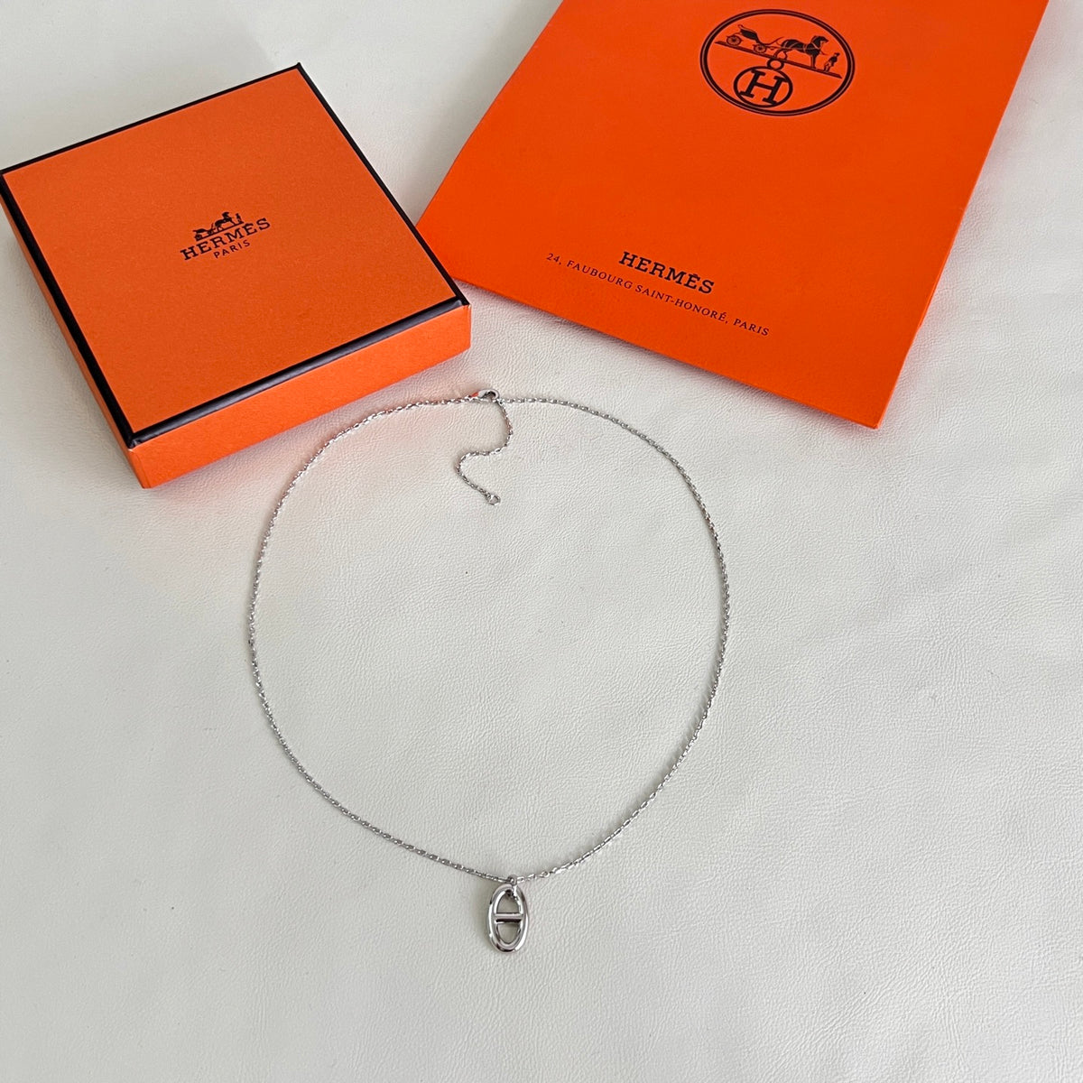 Toggle Pendant Necklace in Polished Metal-Tone – Toggle Detail – Design 017 front product view