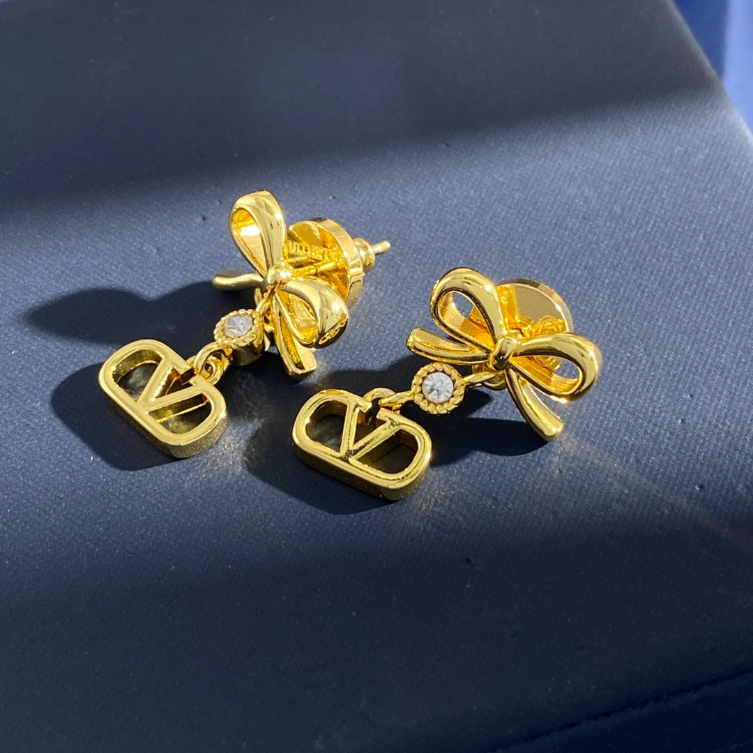 V Emblem Crystal-Accent Stud Earrings – Design 04 side detail