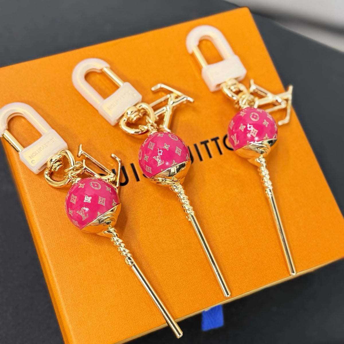 Letter Emblem Keychain – Design 005 front product view
