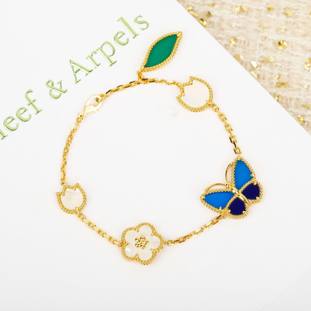Clover Bracelet in Gold-Tone – Blue Butterfly close-up detail