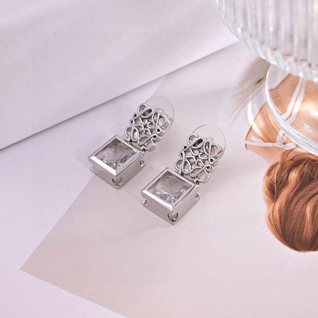Elephant Motif Stud Earrings in Polished Metal-Tone – Design 03 front view