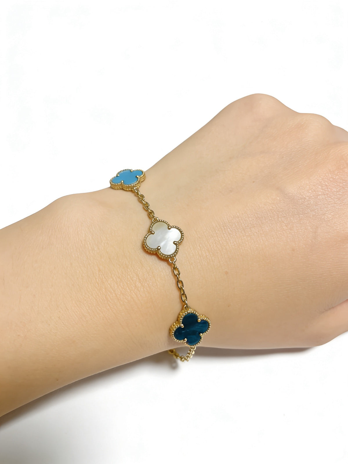 Clover Bracelet in Polished Metal-Tone – Multicolor – Design 17 main product view