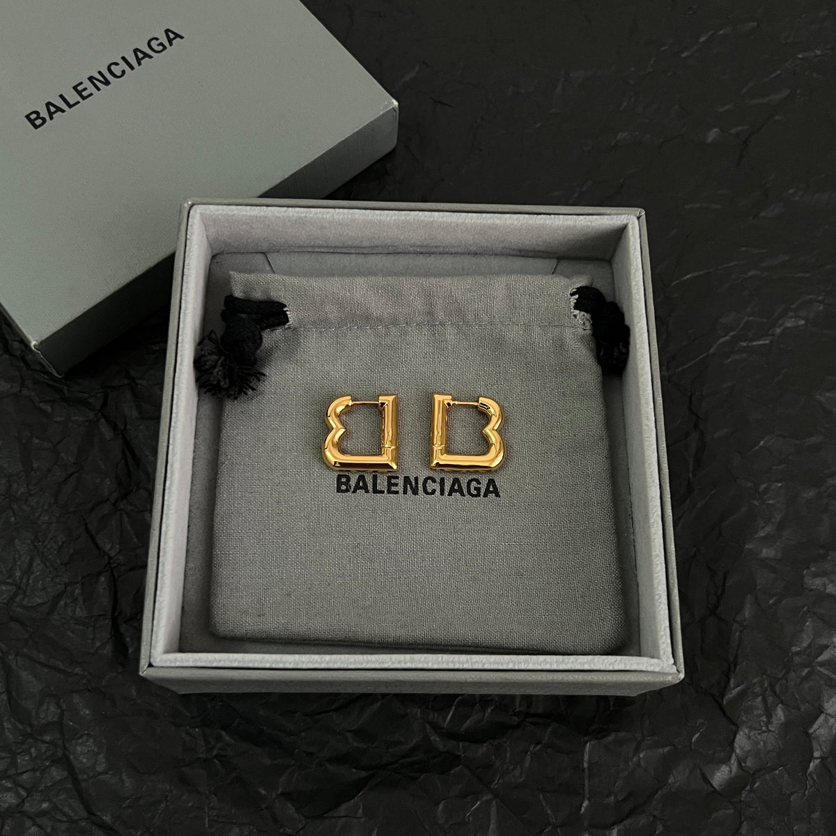 Ring Motif Statement Earrings in Polished Metal-Tone – Design 004 side detail
