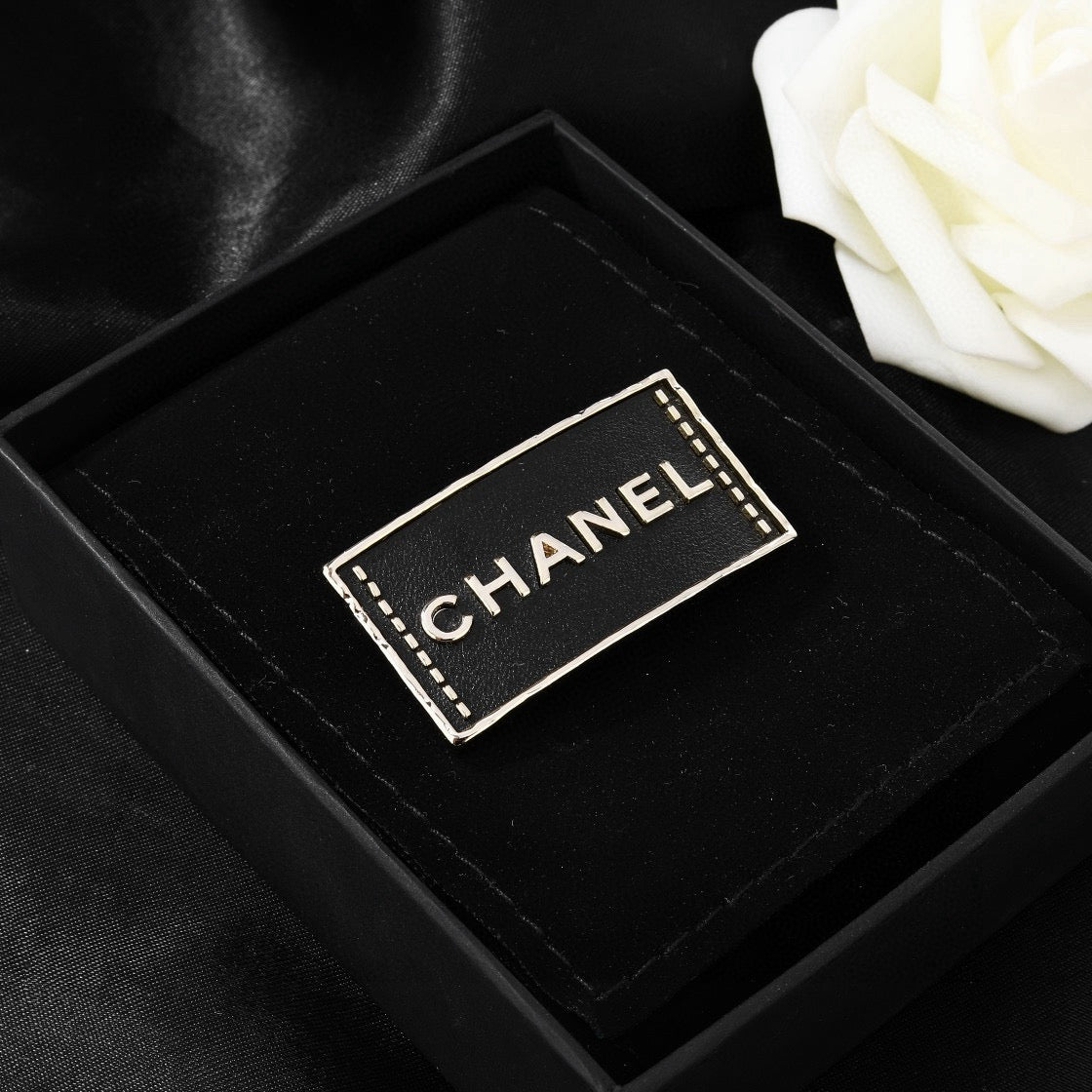 Double-C Emblem Brooch in Polished Metal-Tone – Design 026 front product view