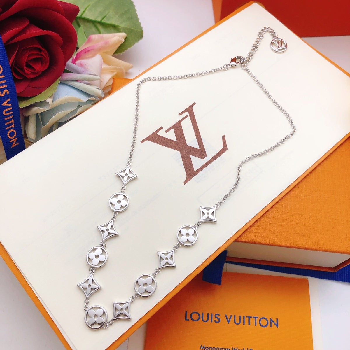 Geometric Emblem Pendant Necklace in Silver-Tone – Silver Detail – Design 007 detail view