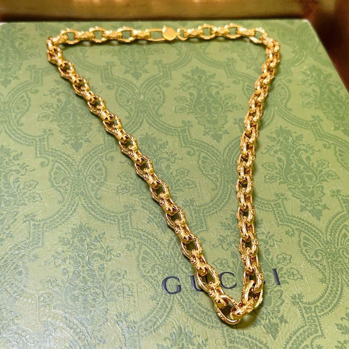 Double-G Emblem Pendant Necklace in Polished Metal-Tone – Design 117 side detail