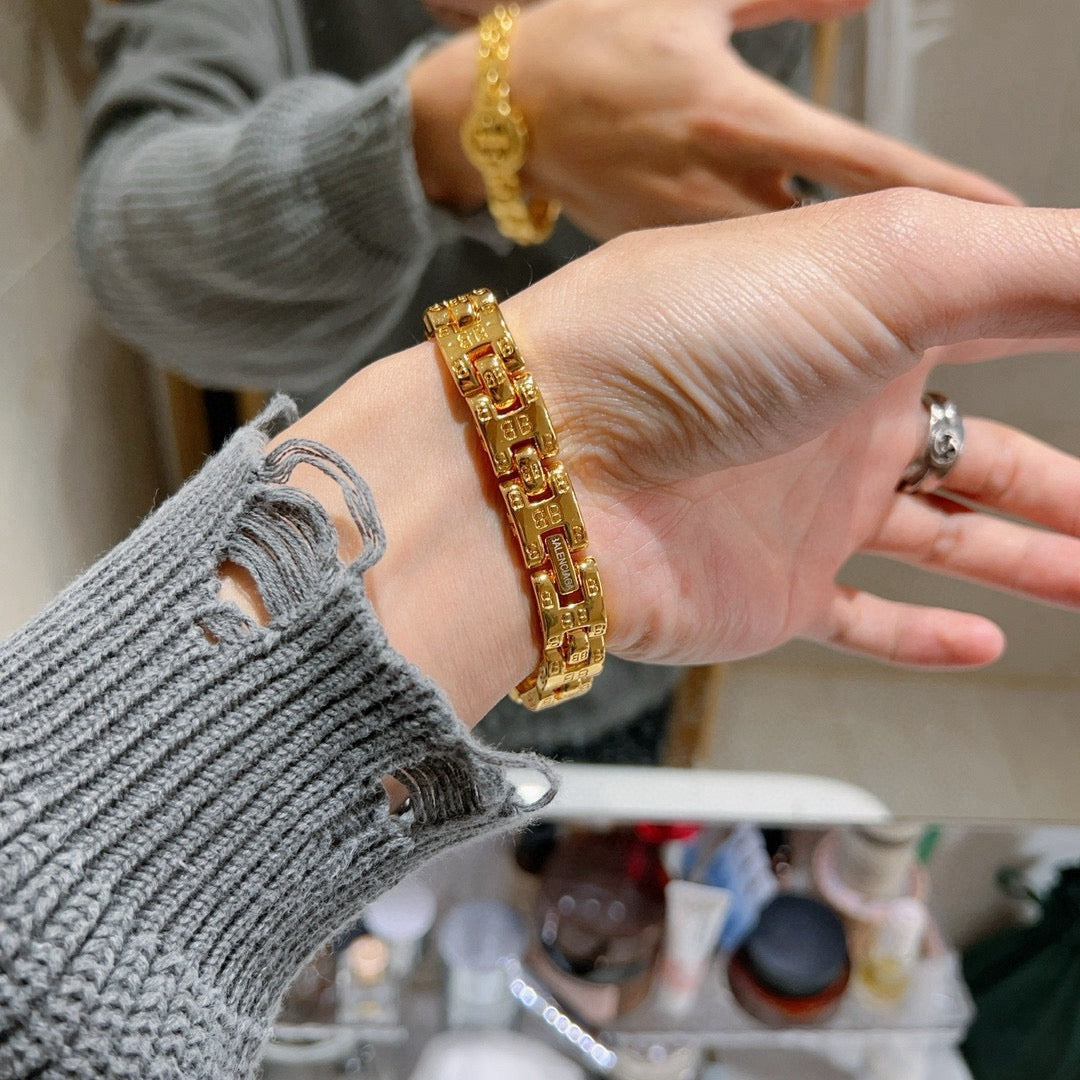 Geometric Emblem Bracelet in Polished Metal-Tone – Design 044 main product view
