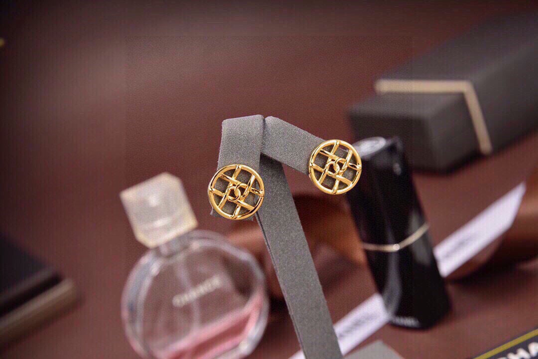 Signature Emblem Stud Earrings in Polished Metal-Tone – Design 029 styled product view