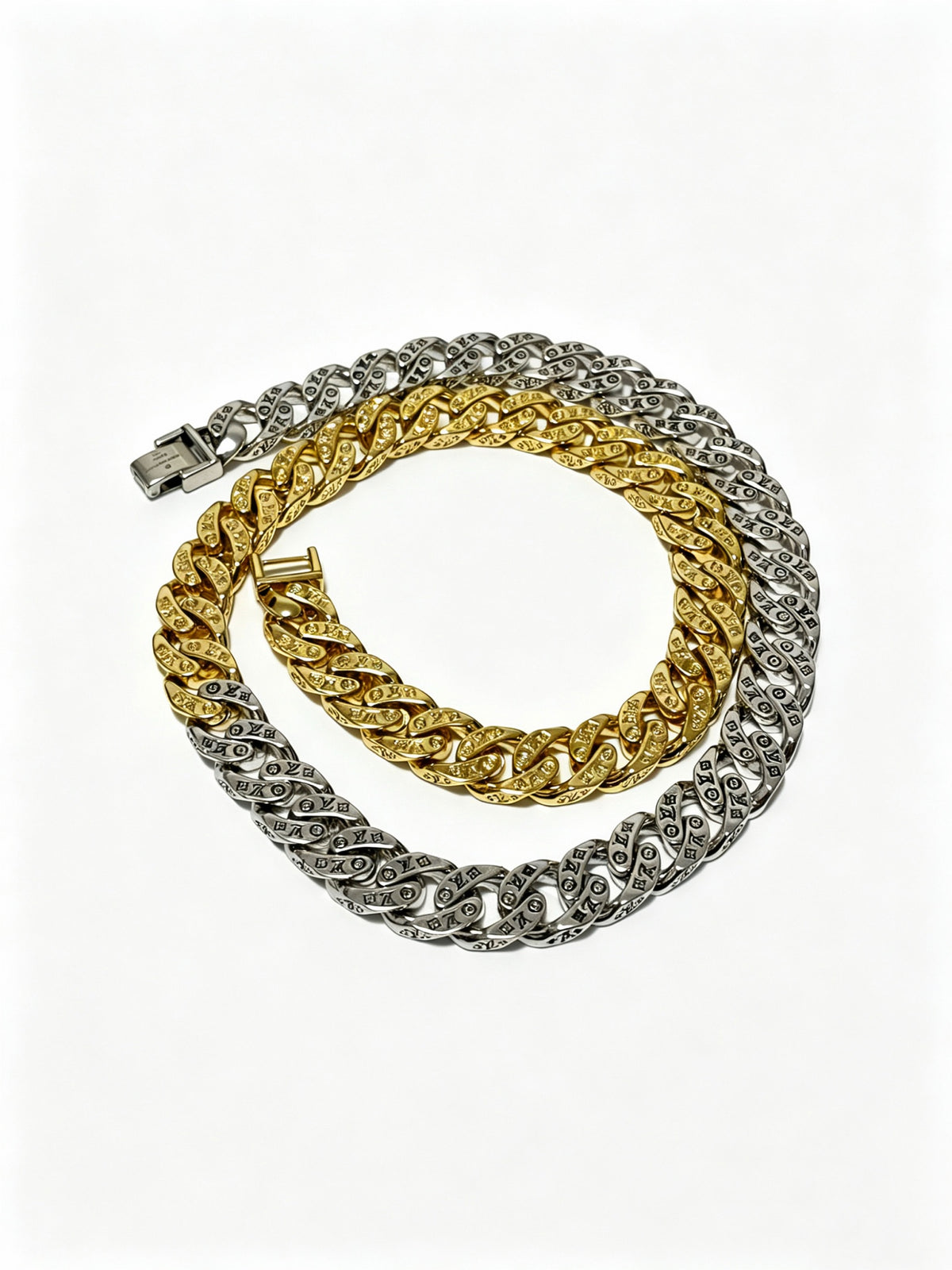 Chain Pendant Necklace in Silver-Tone – Design 022 side detail