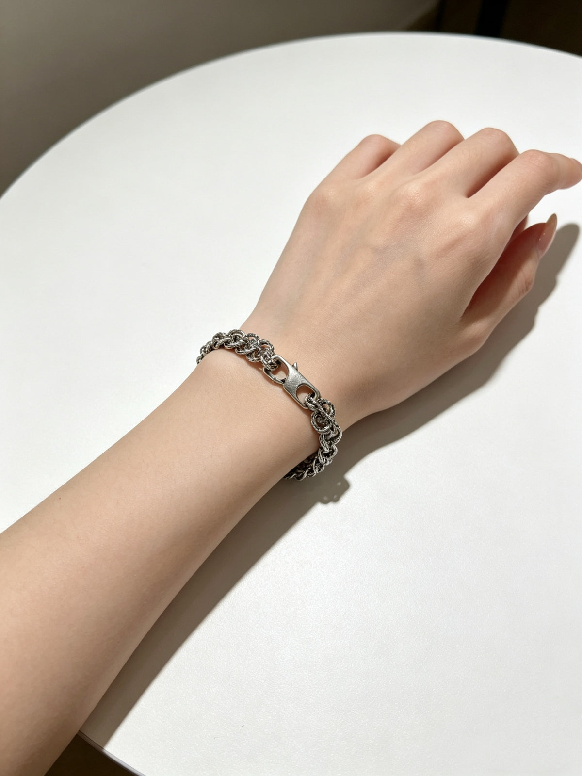 Chain Bracelet in Silver-Tone – Design 005 close-up detail