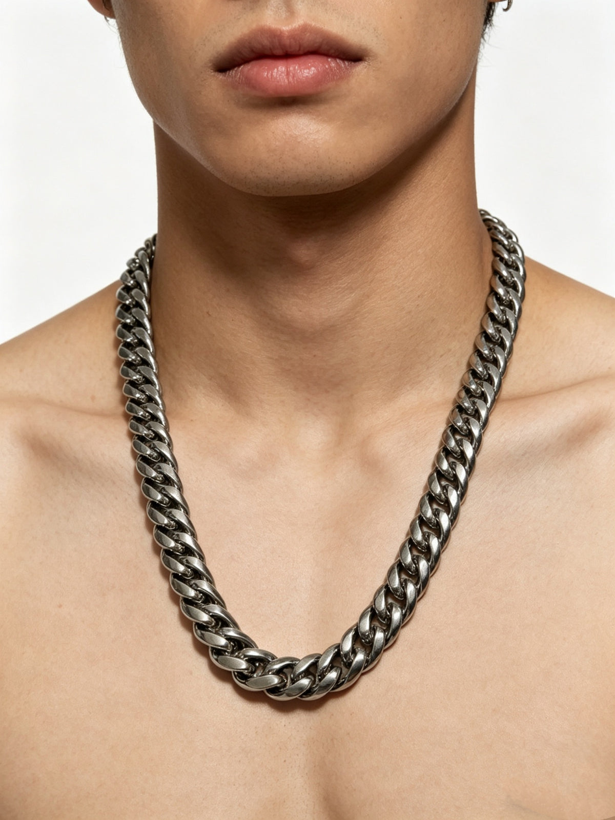 Chain Pendant Necklace in Silver-Tone – Design 020 main product view