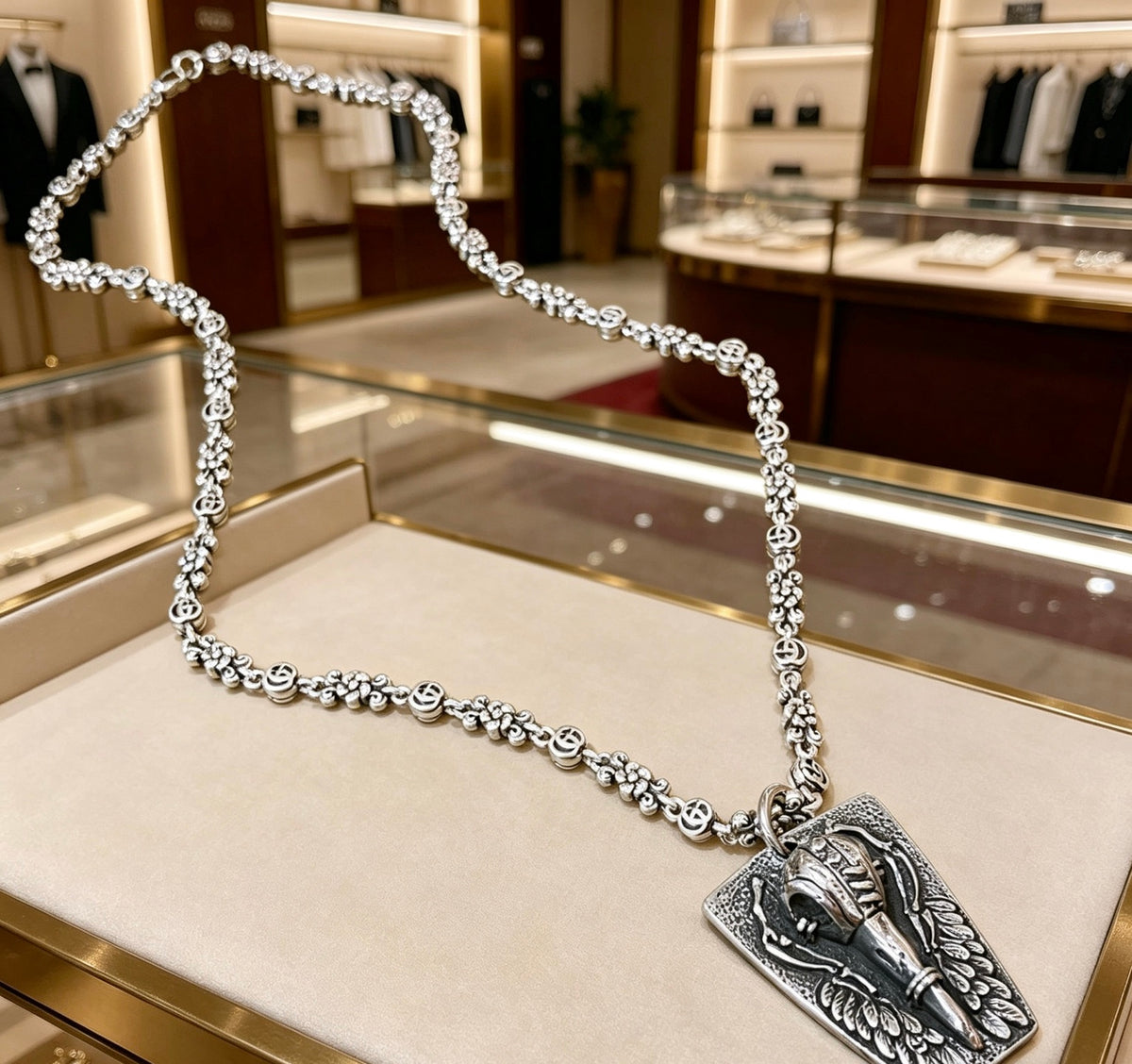 Double-G Emblem Pendant Necklace in Polished Metal-Tone – Vintage Detail – Design 032 detail view