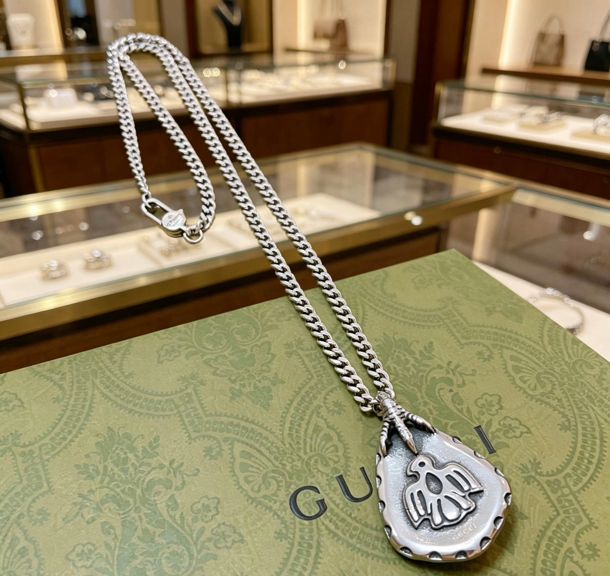Double-G Emblem Pendant Necklace in Silver-Tone – Vintage Detail – Design 034 front product view