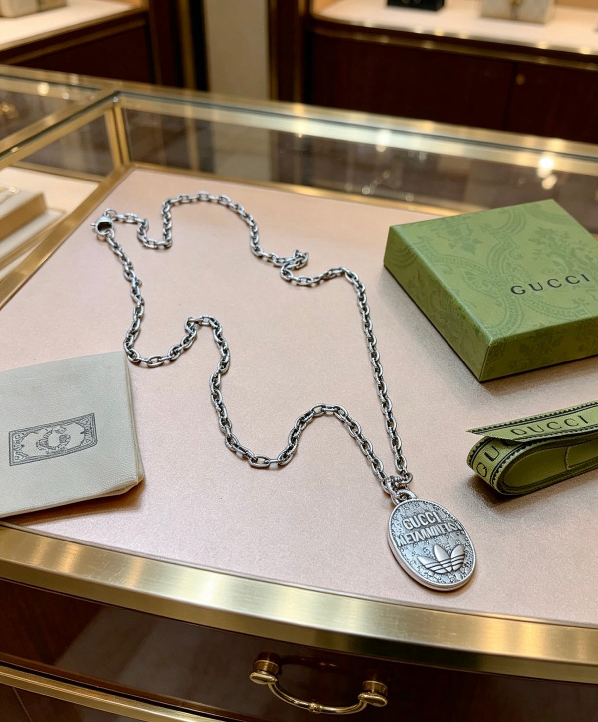 Double-G Emblem Pendant Necklace in Silver-Tone – Vintage Detail – Design 033 front product view