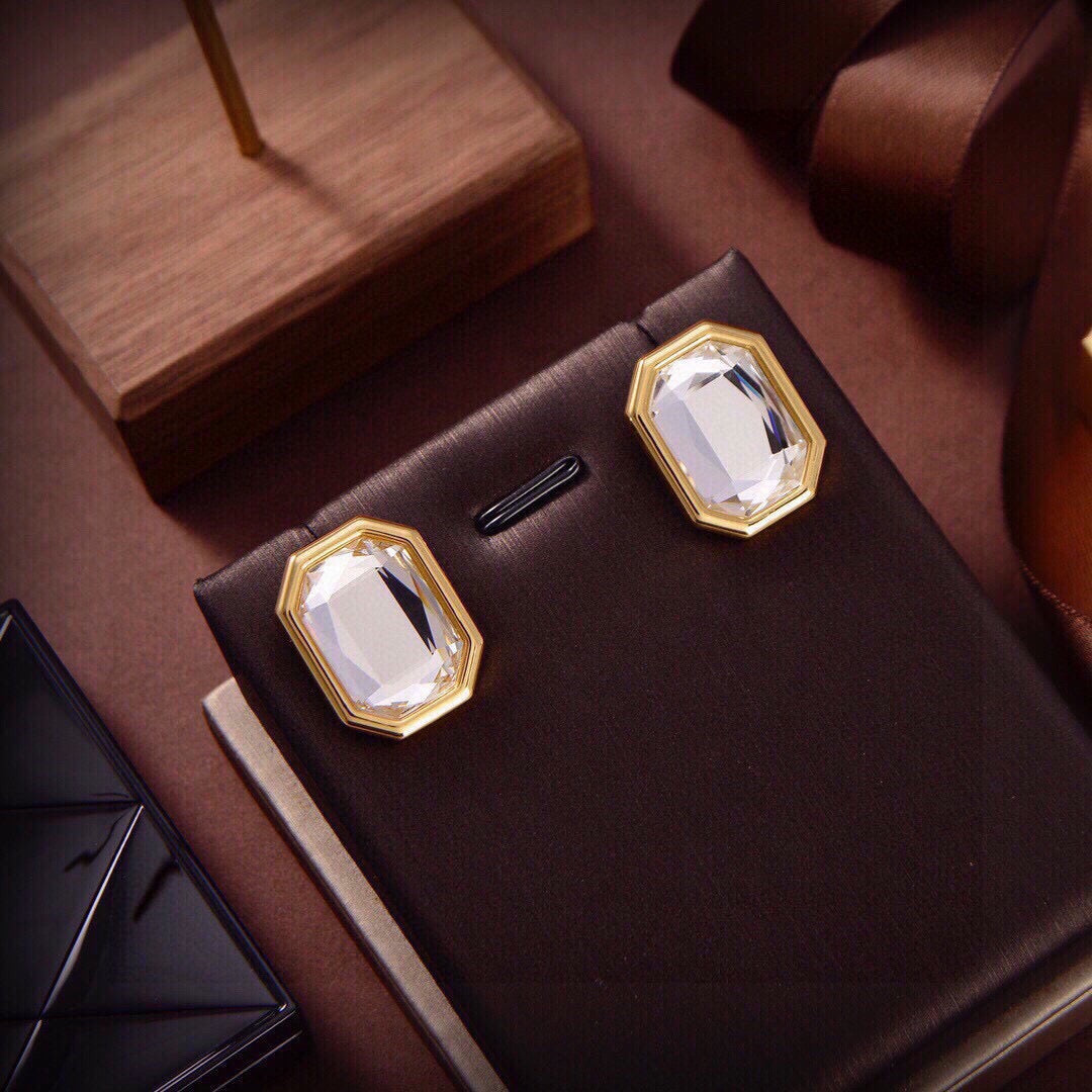 Geometric Emblem Stud Earrings in Gold-Tone – Design 005 detail view