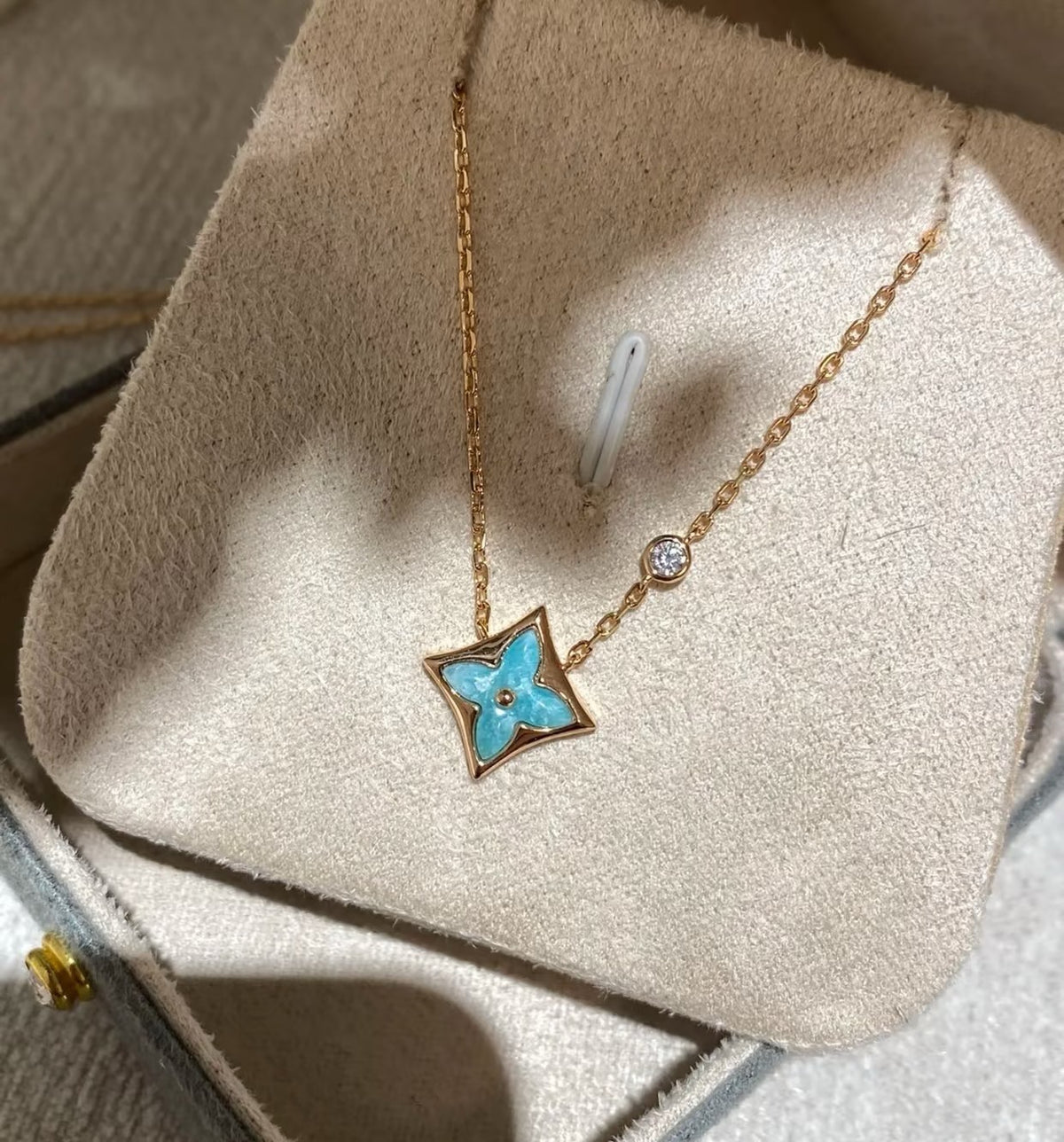 Geometric Emblem Pendant Necklace in Polished Metal-Tone – Design 023 detail view